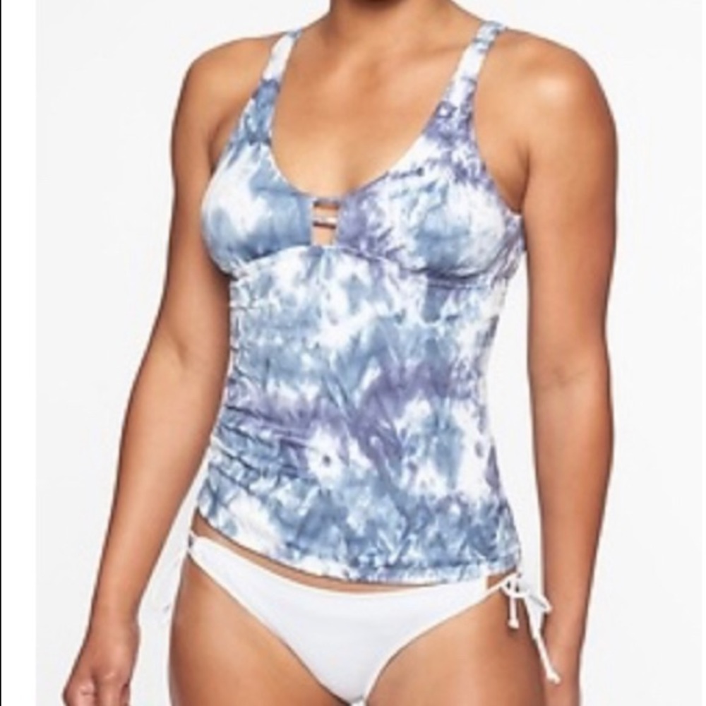 NWT ATHLETA TANKINI TOP
